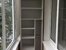 Шкаф на балкон на заказ